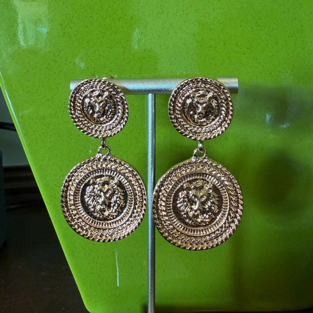 Gold Tone Lion Head Medallion Dangle Earrings